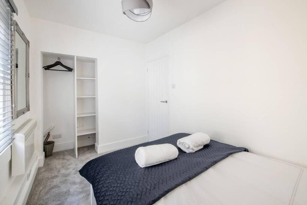 2 Bed City Centre Apartment 1 Min From Bath Abbey Exterior photo